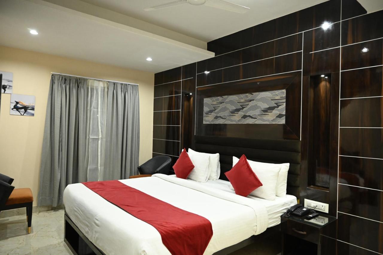 Hotel Trax International جمشيدبور المظهر الخارجي الصورة